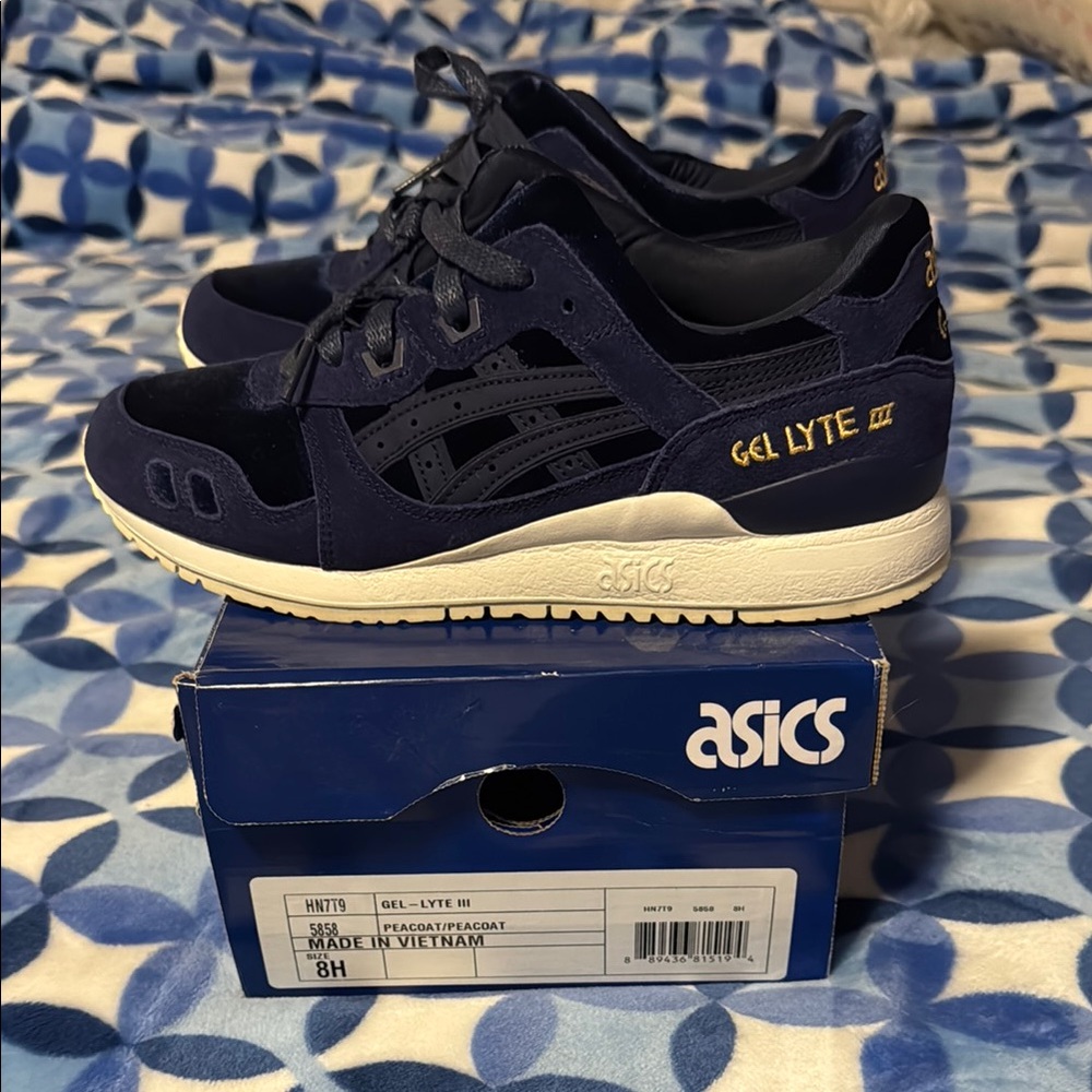 ASICS Gel Lyte III Navy Sneakers